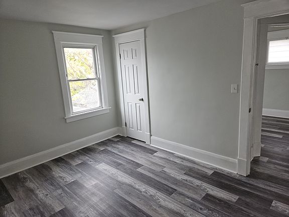 5th image of 98 Albert Ave