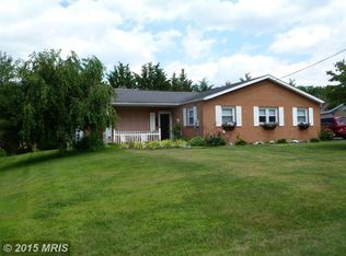 126 Willow Dr, Shippensburg, PA 17257