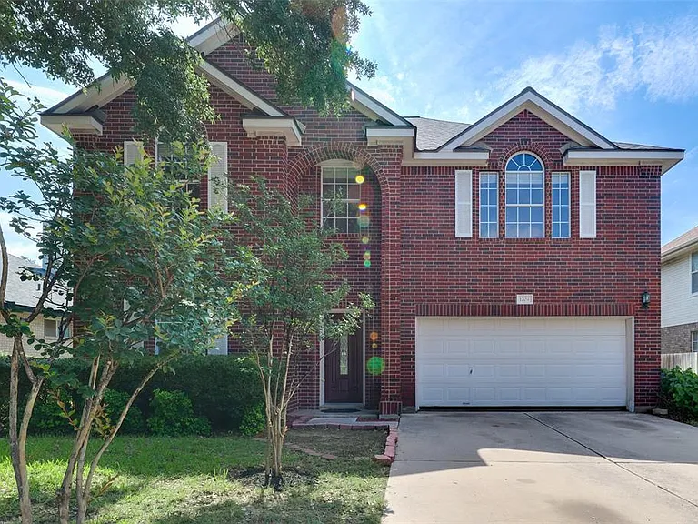 1204 Stepp Bnd — Photo 31