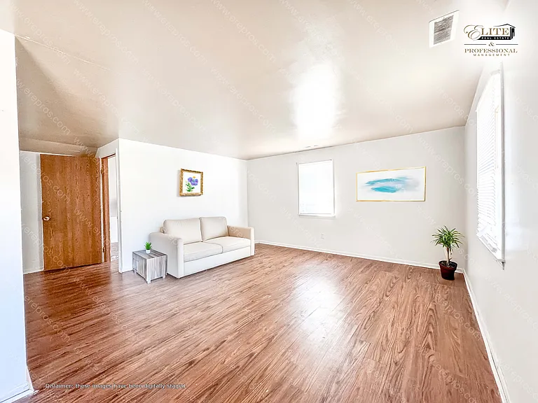 216 N Saginaw St #3 — Photo 3