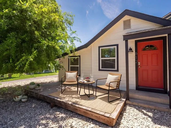 612 Tanglewood Ln, Kerrville, TX 78028