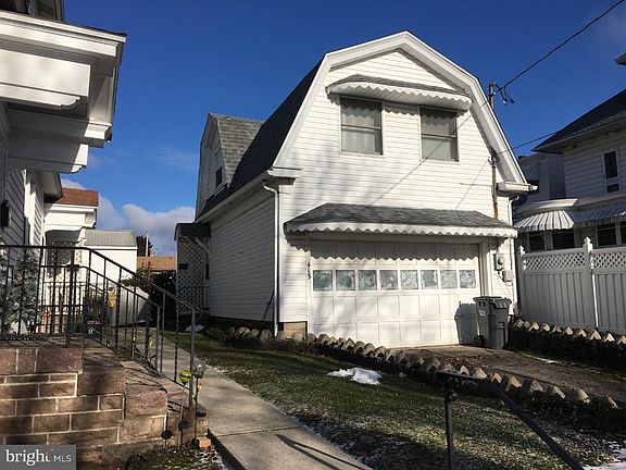 5th image of 419 W Washington St