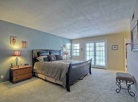 3rd image of 11680 Timberlake Dr