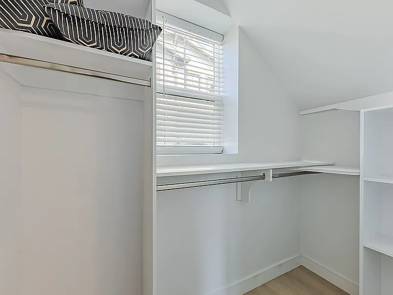 123 S Marguerita Ave #215B — Photo 16