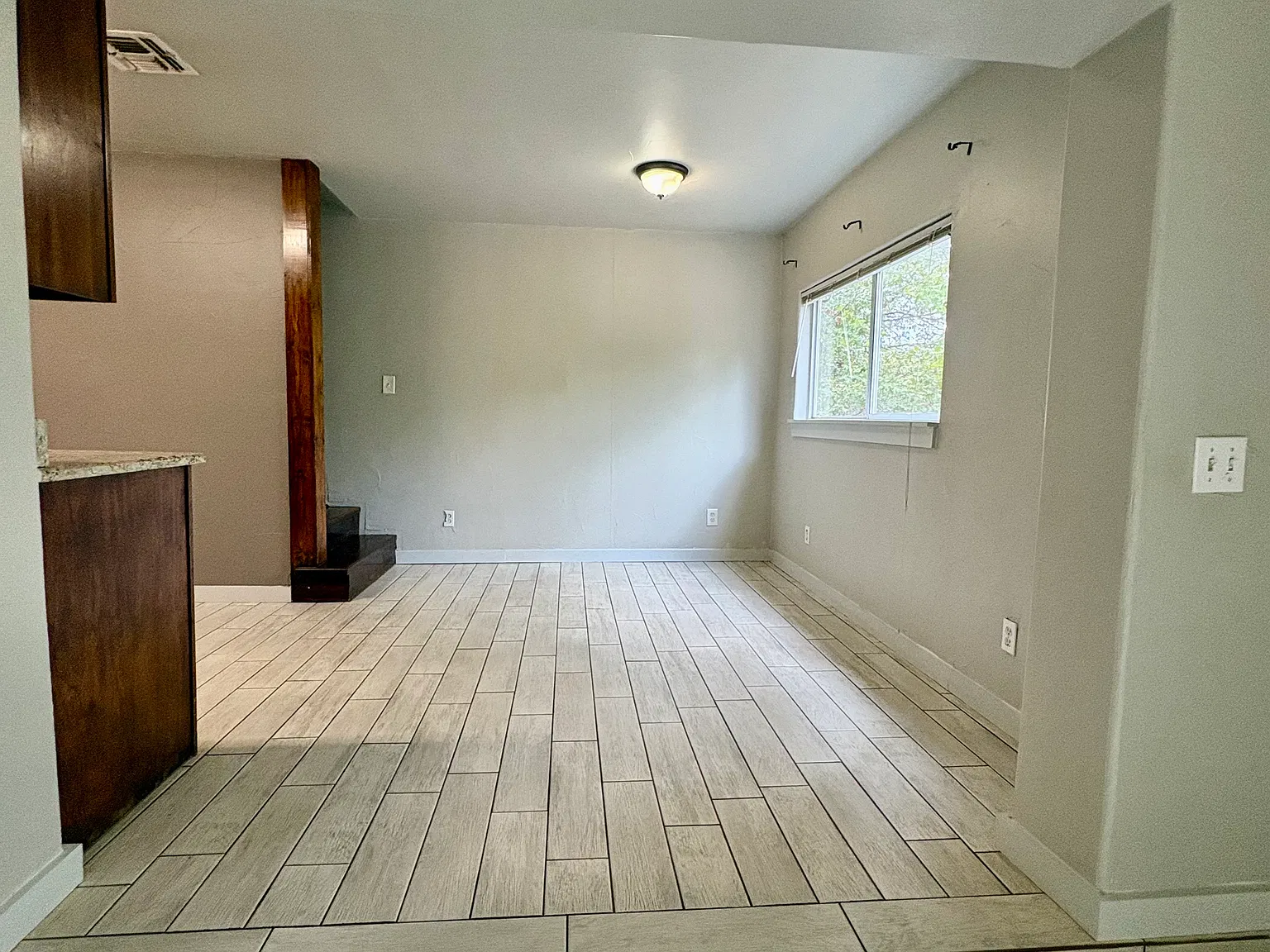 3 bed, 1250 sqft, $1,700 — Photo 3