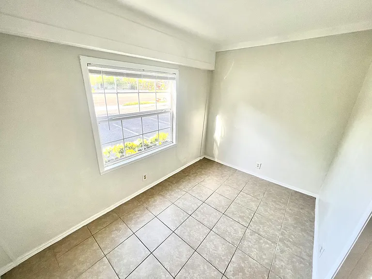 451 Skinner Blvd — Photo 13