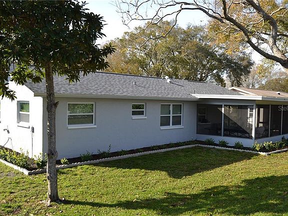 3rd image of 2851 Doone Cir
