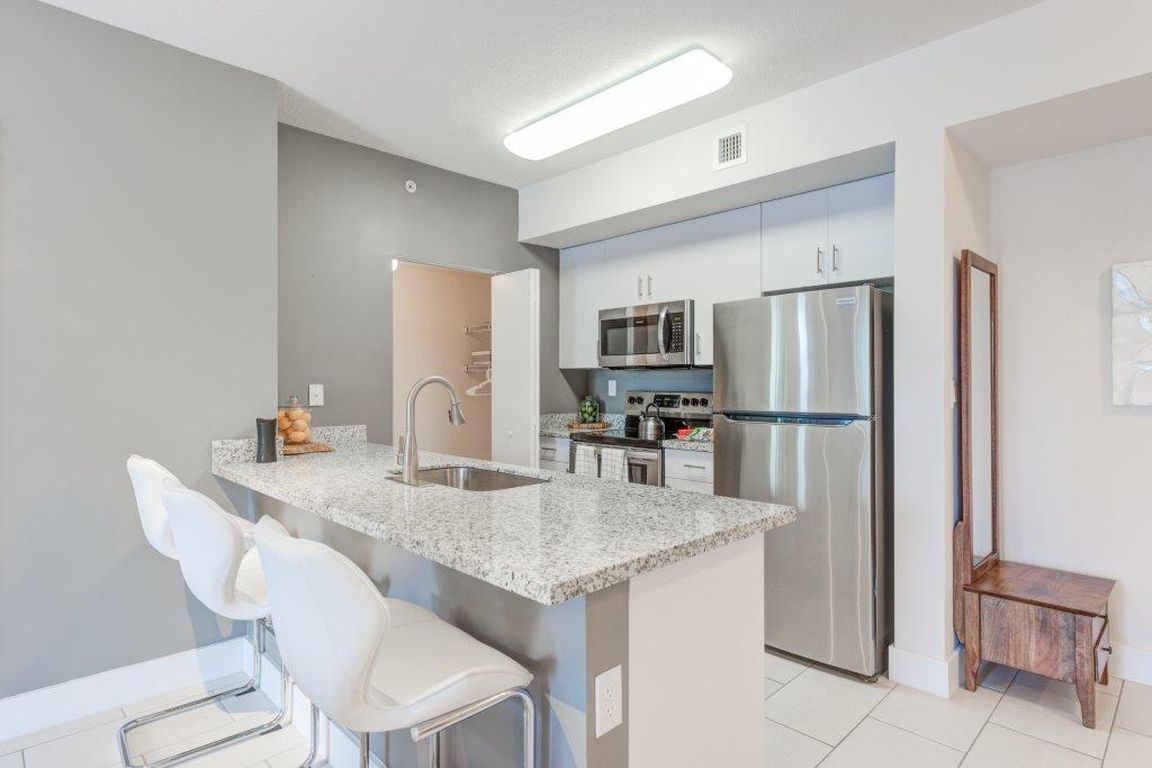 Kitchens Made to Entertain