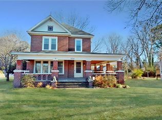 1502 Herrington Rd, Elizabeth City, NC 27909