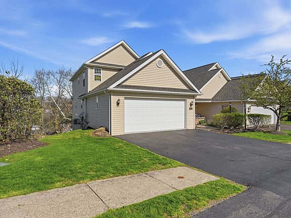 3rd image of 101 Westminster Dr