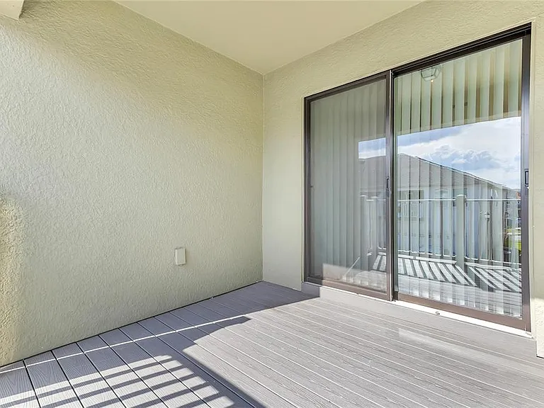 2274 S Centerra Loop — Photo 25