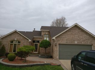 52526 Fawn Dr, Macomb, MI 48042