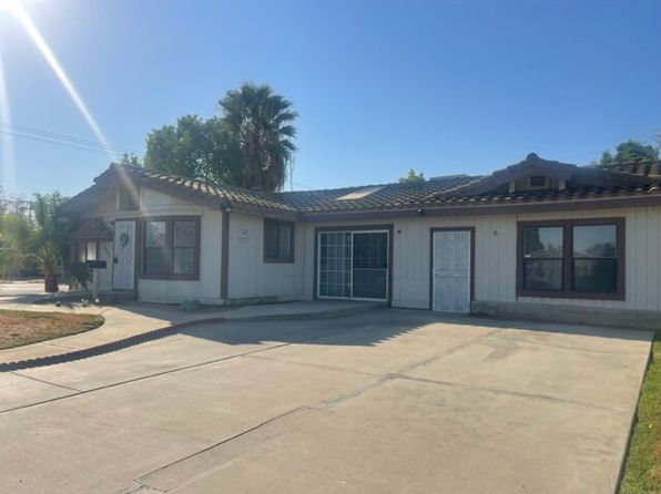 839 E Kaweah Ave