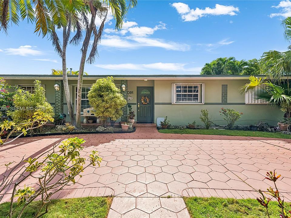 1st image of 6081 SW 109th Ct