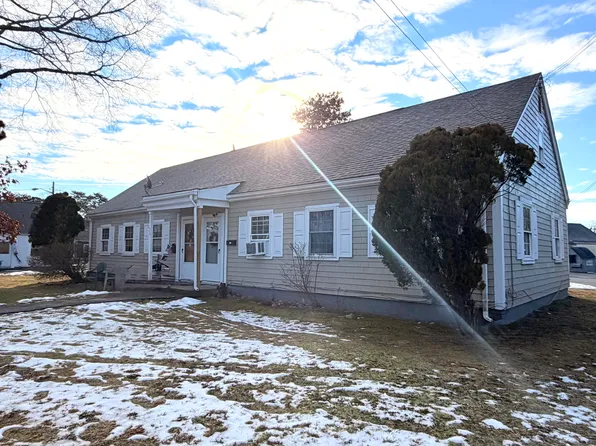 10 Hiramar Road #10-12, Hyannis, MA 02601