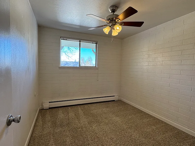 718 E Myrtle St #718 — Photo 9