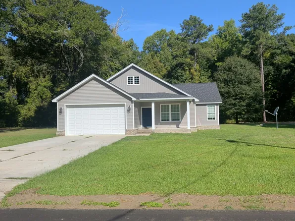 1145 Dogwood St, Turbeville, SC 29162