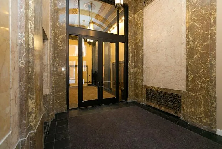 301 North Charles Street — Photo 17