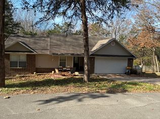 67 S Red Oak Ave, West Fork, AR 72774