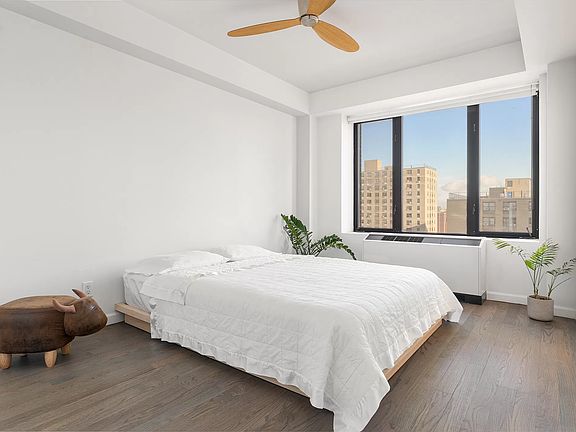 4th image of 189 Avenue C APT 10B