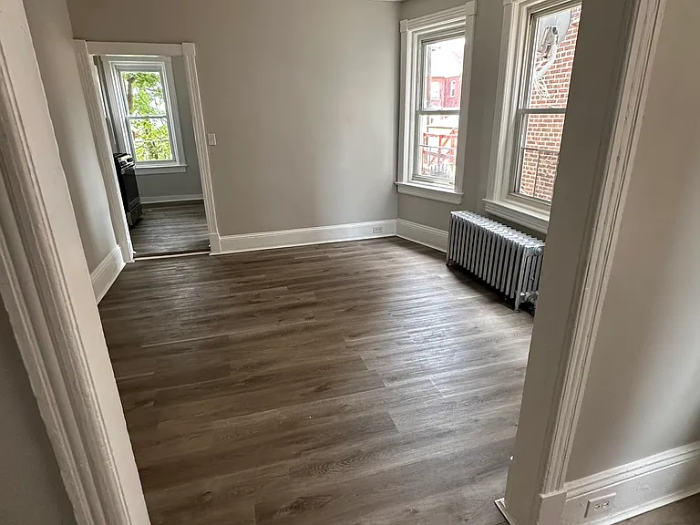 175 Rosemont Ave — Photo 3