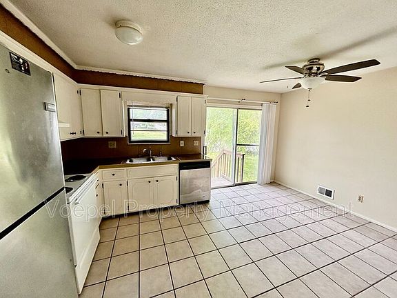 3rd image of 2529 NW 6th St