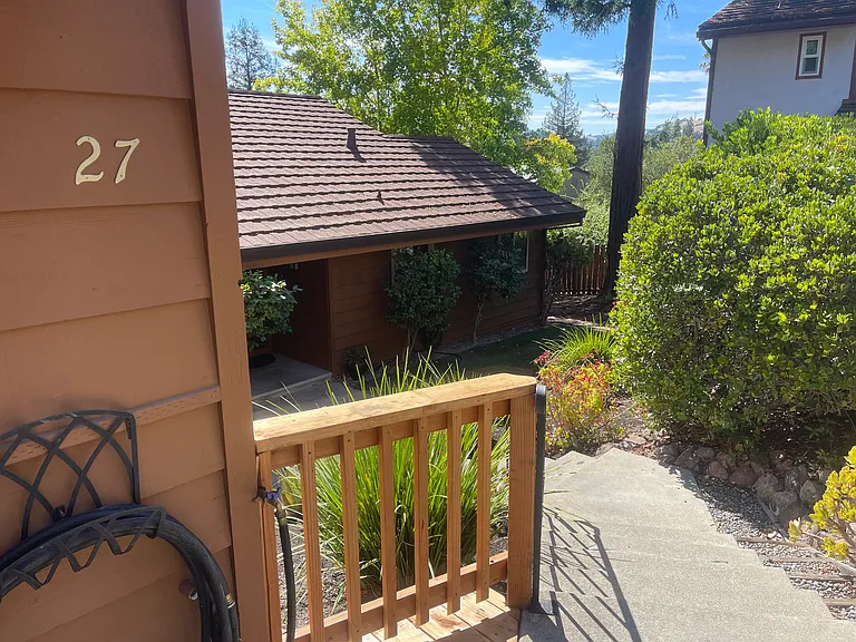 27 Bridgewater Way — Photo 1