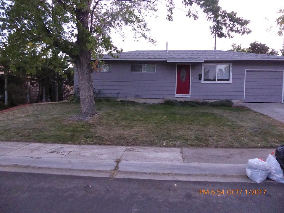 1035 Akard Dr, Reno, NV 89503