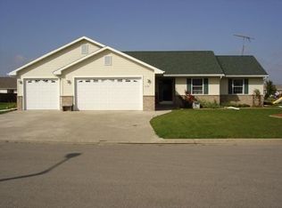 1131 Aster Ln, Winneconne, WI 54986