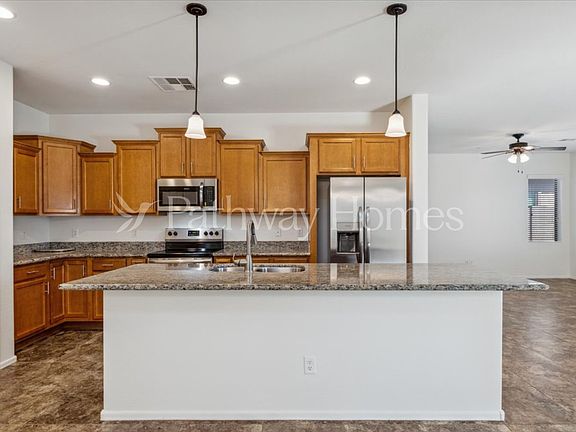 5th image of 37963 W Merced St