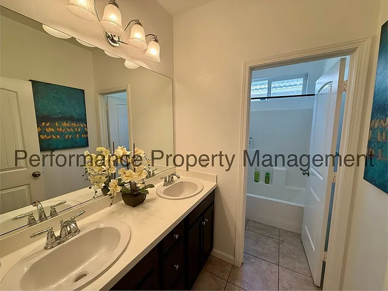 5720 Woodard Ridge Dr — Photo 16