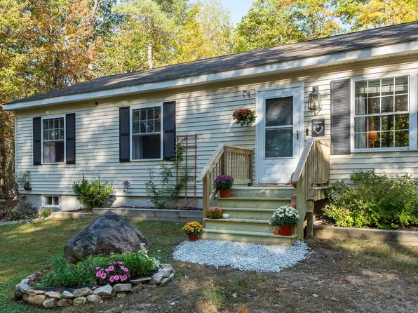 10 Moose Crossing Road, Effingham, NH 03882
