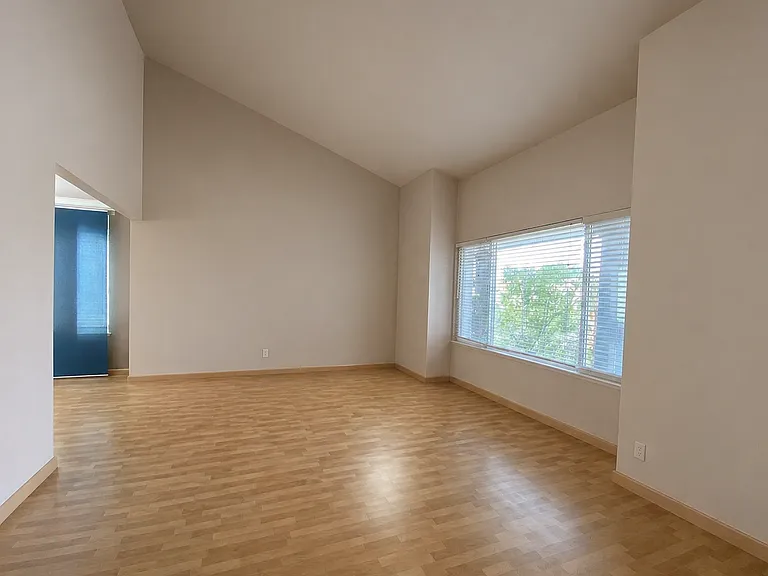 1626 Canna Ln — Photo 6