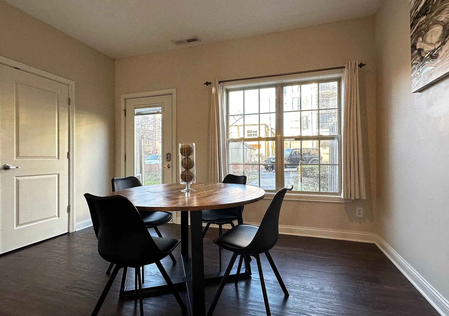 378 South Washington Street — Photo 4