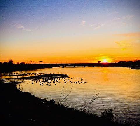 Enjoy bike and run trails by the Anacostia River