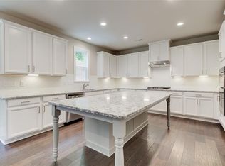 102 Mountainside Dr, Roswell, GA 30188