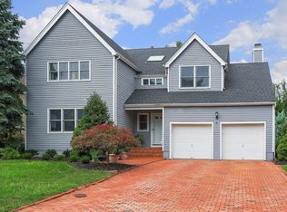 6 Wyckoff Way, Hillsborough, NJ 08844