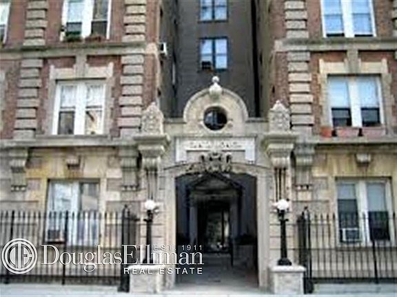 5th image of 341 W 70th St #5A