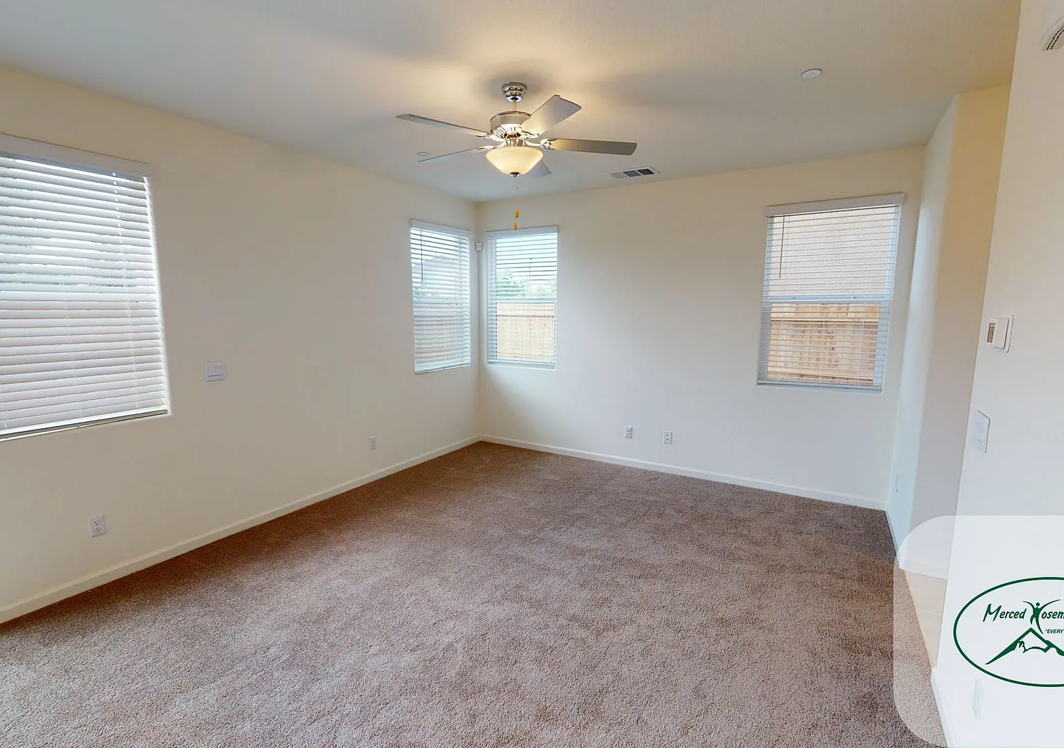 3 Bed / 2.5 Bath North Merced Home, Built 2021 with 2 Car Garage — Photo 3