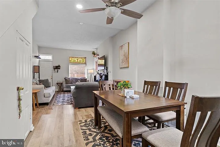 3 bed, 1557 sqft, $1,695 — Photo 4