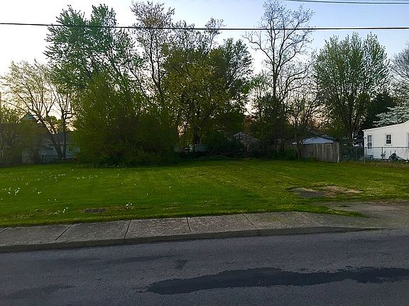 2nd image of 3705 1.5 Saint Francis Ave
