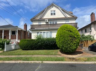 20 Frost Pond Rd ROOM B, Glen Cove, NY 11542