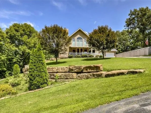 22700 E Blue Mills Rd, Independence, MO 64058