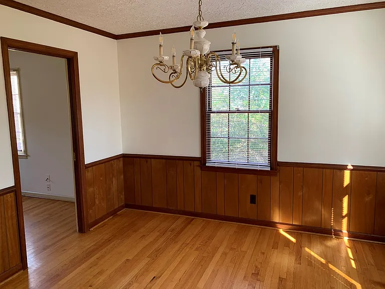 64 Maybrook Dr — Photo 4