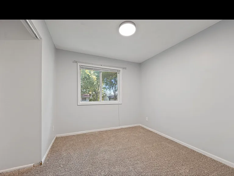 642 Northgate Dr — Photo 4