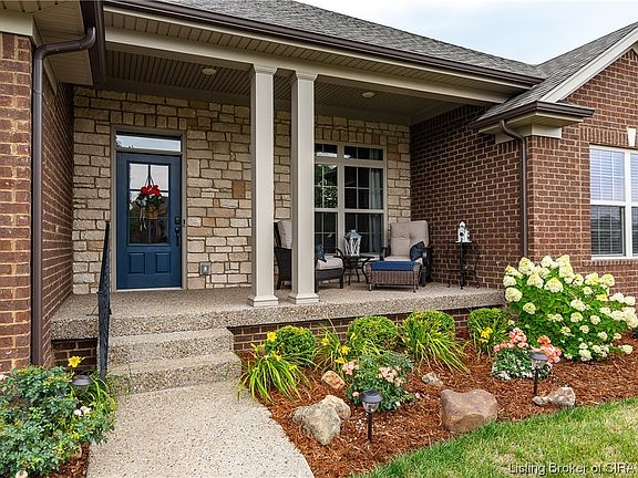 5th image of 1837 Hazeltine Way