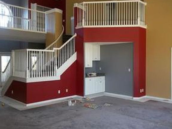 3rd image of 5593 Warrenshire Dr