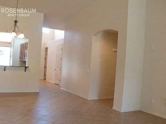 4th image of 1263 Crown Ridge Dr