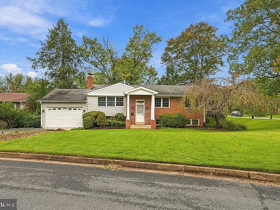 2nd image of 1632 Morrill Ct