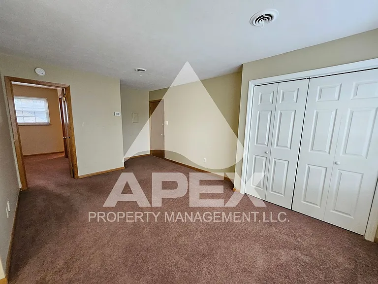 5024 Jacksboro Pike #3 — Photo 5